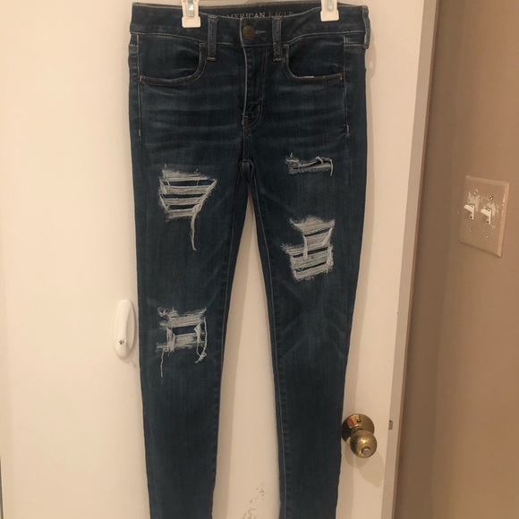 American Eagle Size 6 Dark Blue Ripped 